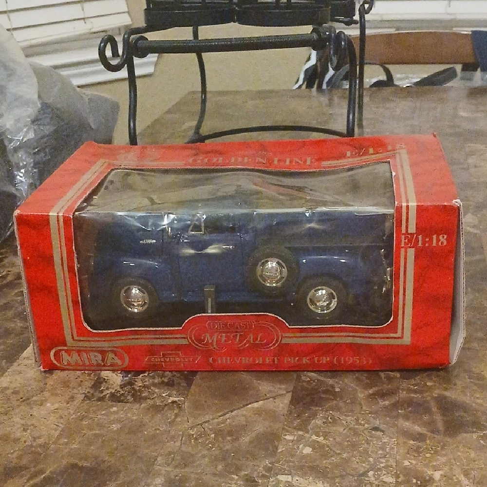 Mira Diecast 1953 Chevrolet Pickup Model